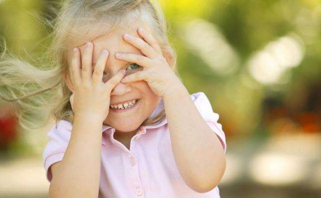 ��ͯ���罻�ְ֑Y�ĳ�Ҋ8��(g��)���F(xi��n)