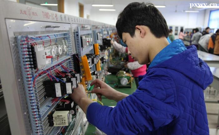 �Ԅ�(d��ng)�����к�߀�ǲ����к�