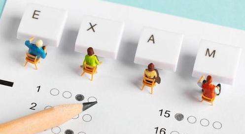 ��ԇ����һ����Ώ�(f��)��(x��)Ӣ�Z�ļ�(j��)���c(di��n)